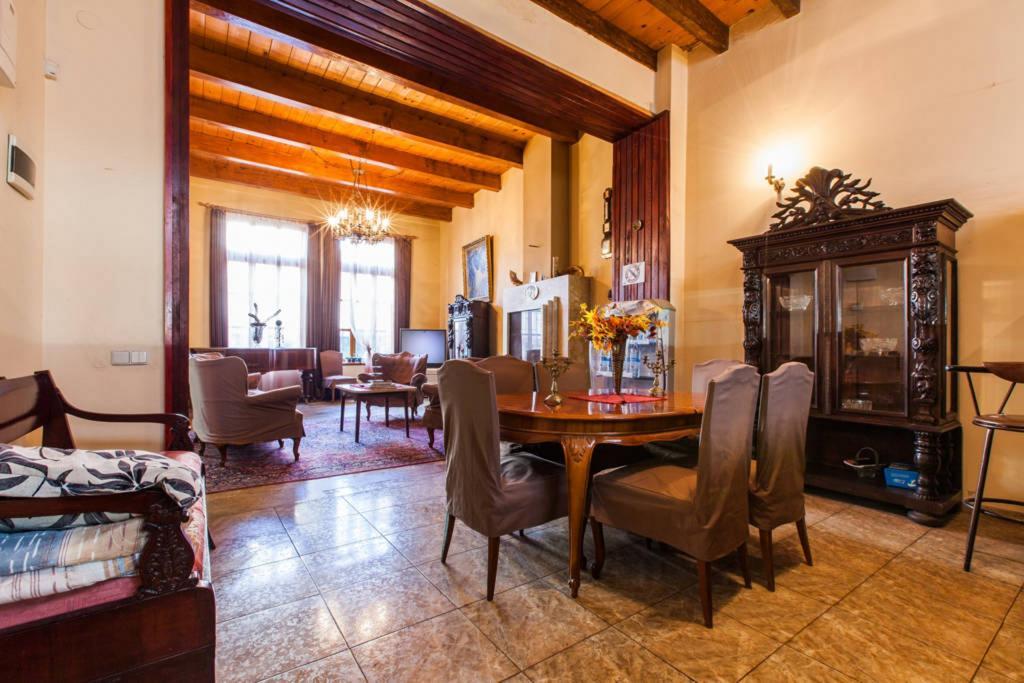 Hotel Royal Tbilisi ภายนอก รูปภาพ