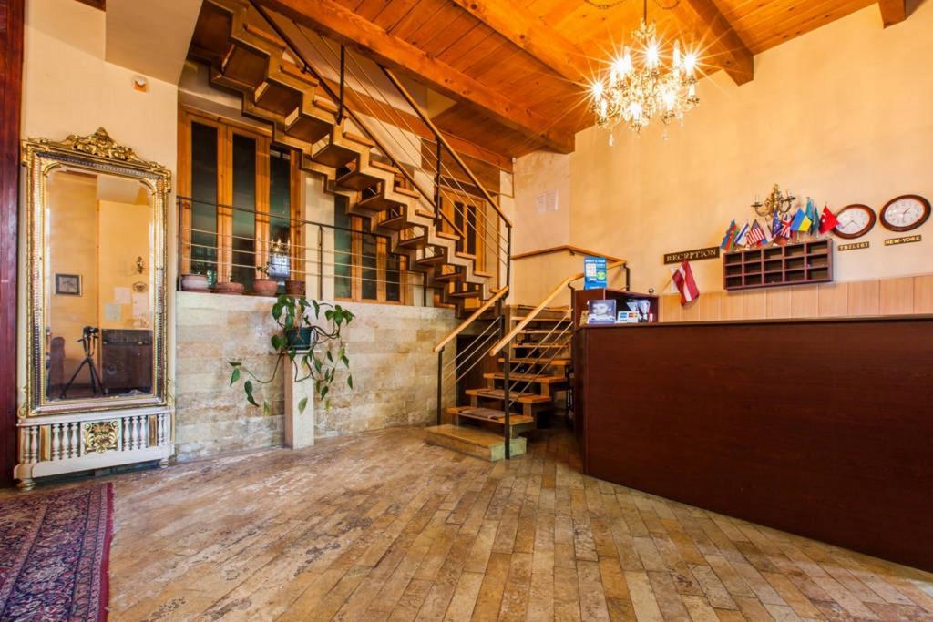 Hotel Royal Tbilisi ภายนอก รูปภาพ