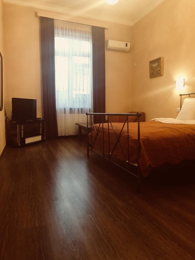 Hotel Royal Tbilisi ภายนอก รูปภาพ